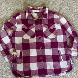 Plaid shacket w/pockets
